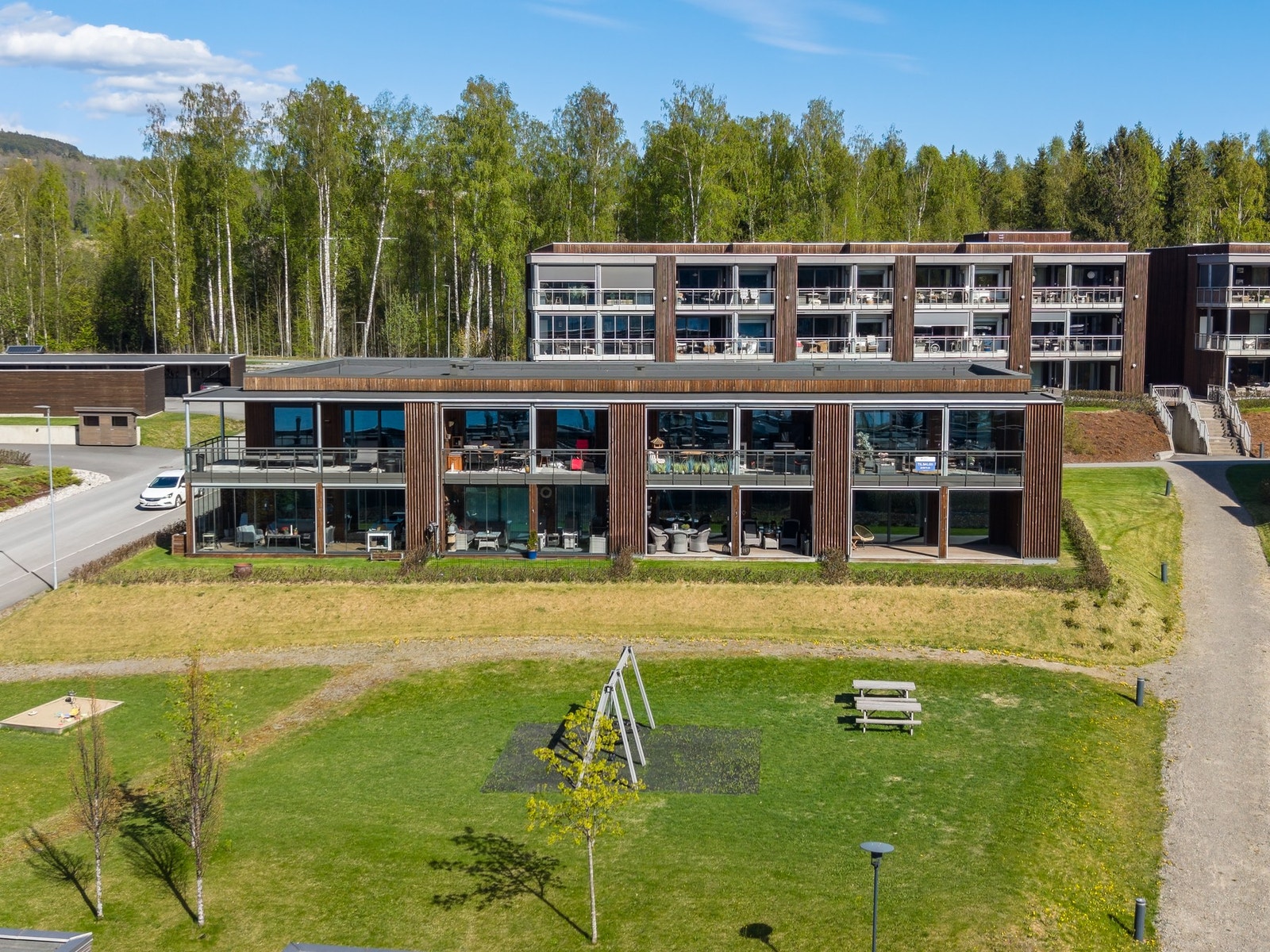 Her bor du i rolige og barnevennlige omgivelser med minimalt gjennomgangstrafikk. Galleribilde