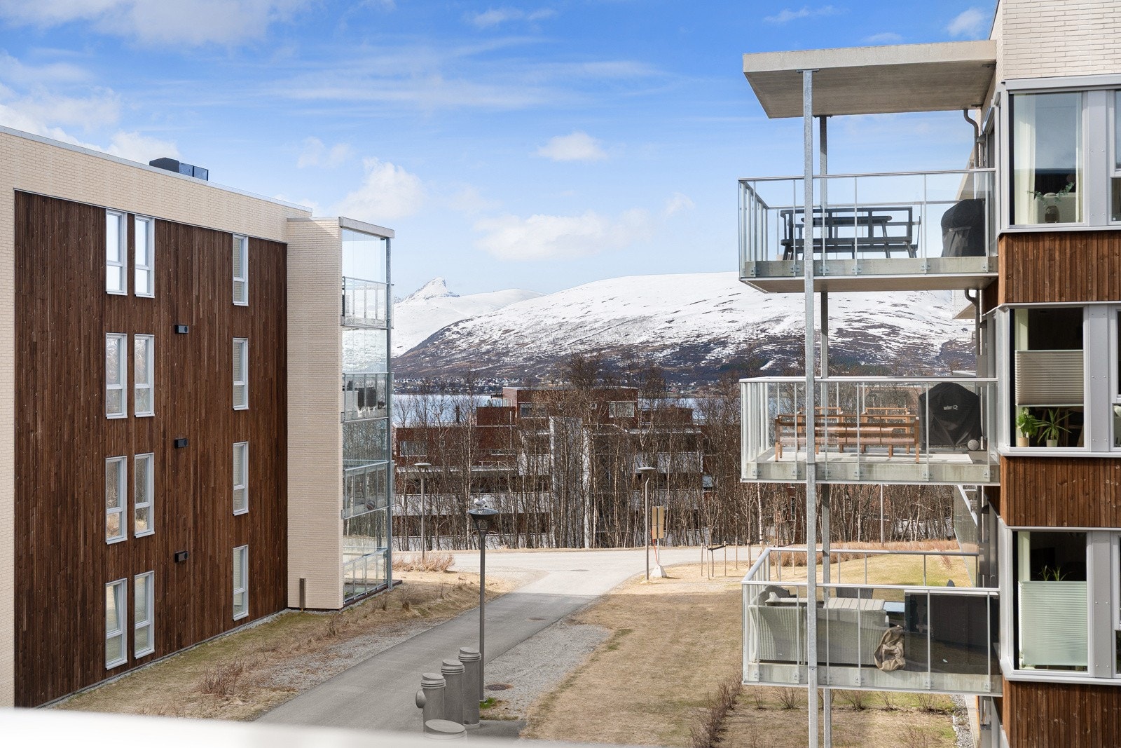 Fin utsikt vestover mot Kvaløya. Galleribilde
