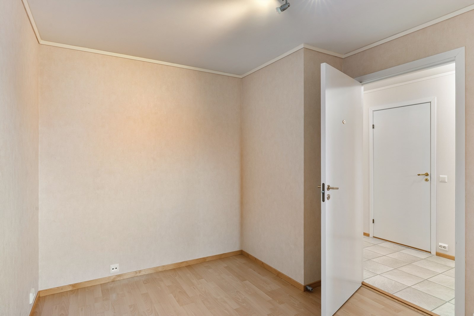 Det andre soverommet egner seg godt som barnerom, gjesterom eller kontor. Galleribilde