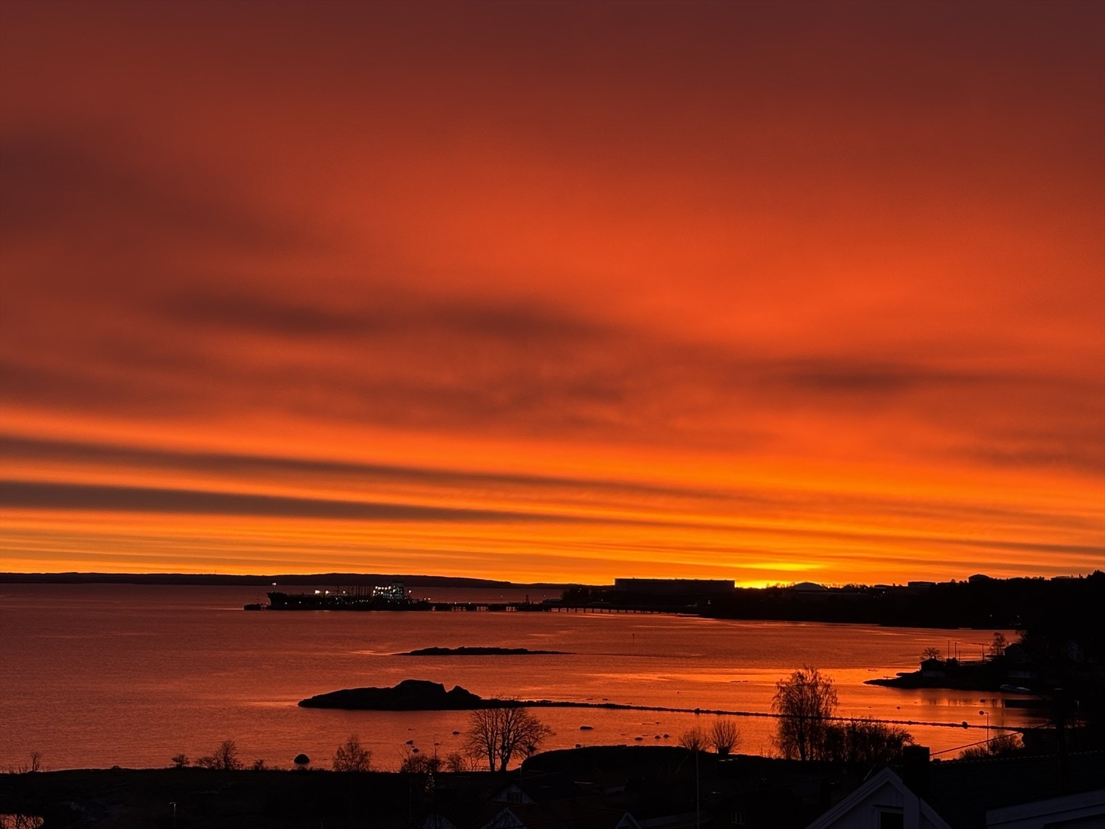 Foto: privat. Foto: privat. Her kan man stå opp til vakre soloppganger. Galleribilde