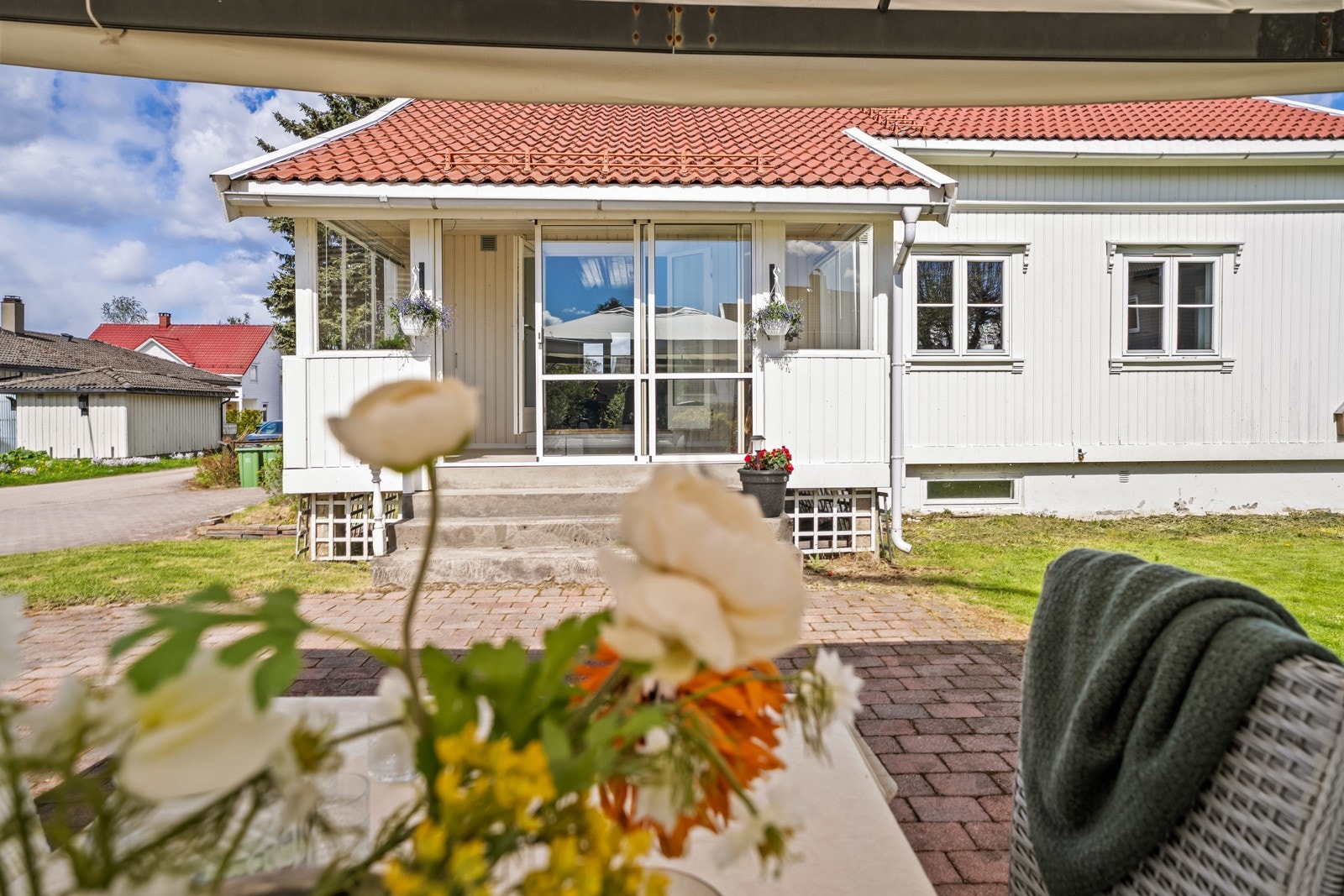 Her vil både store og små trives. Sett opp fotballmål, trampoline eller lekestativer. Galleribilde