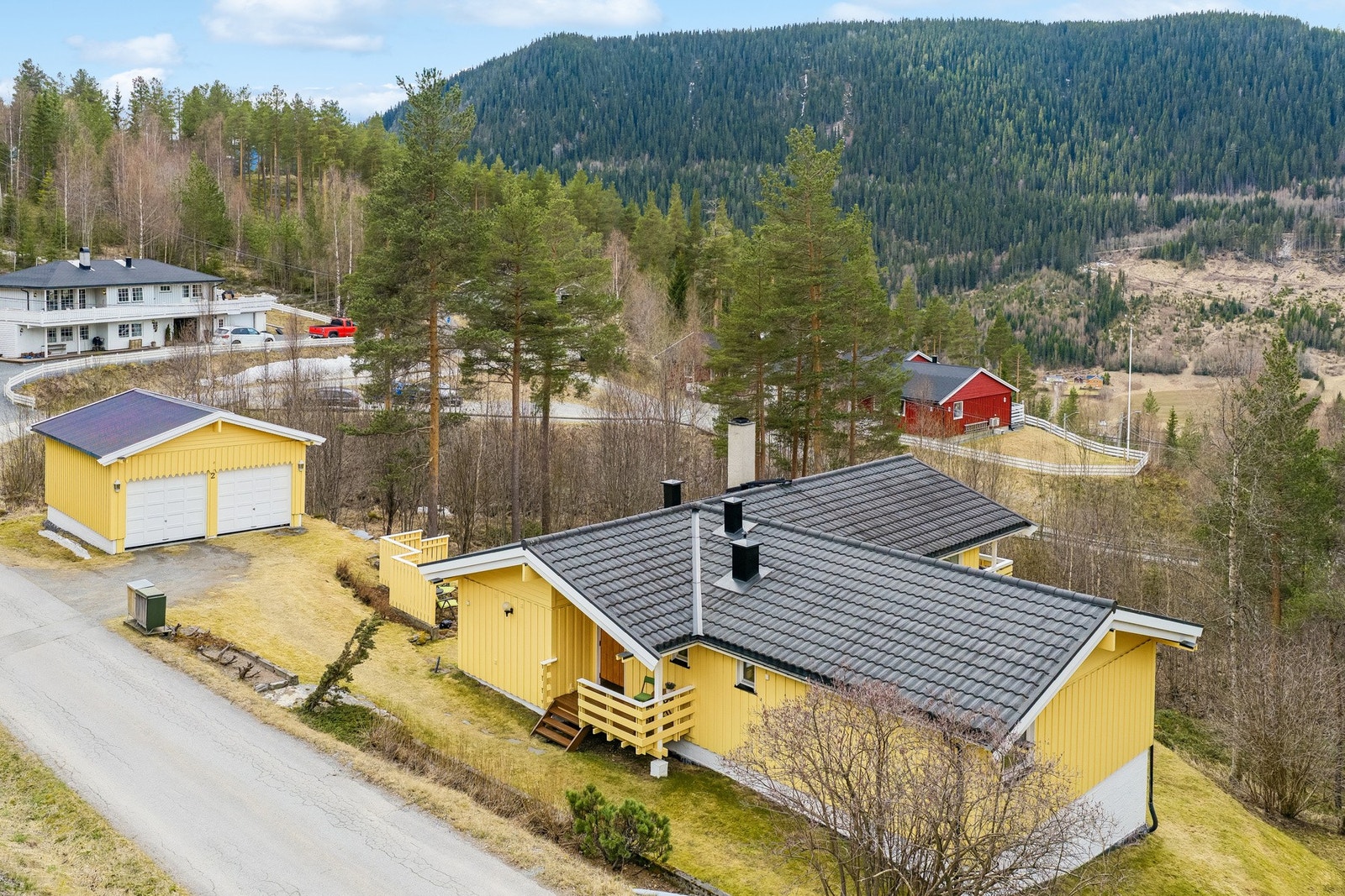 Dette en innholdsrik og godt vedlikeholdt enebolig over ett plan Galleribilde