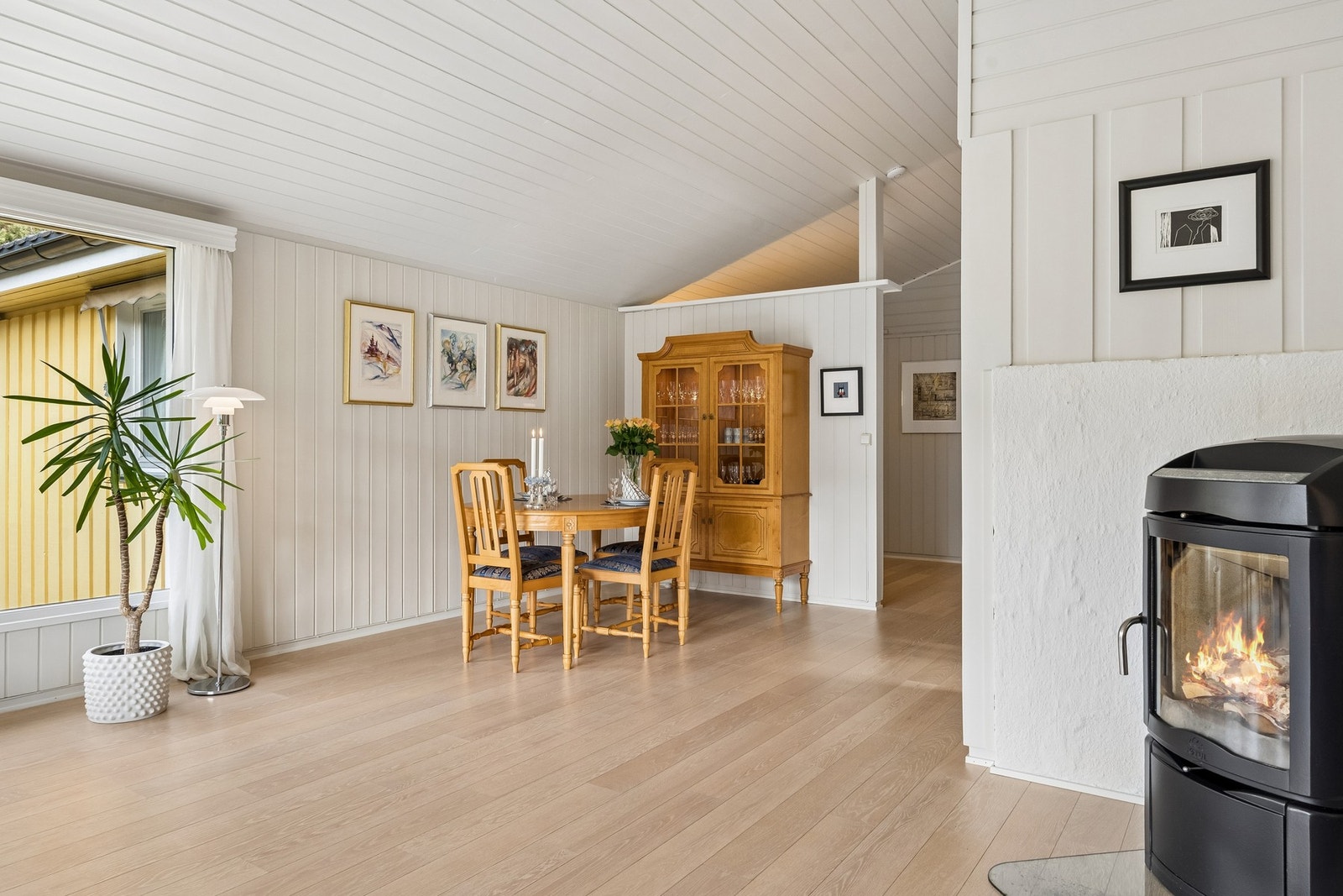 Lyse fine overflater Galleribilde
