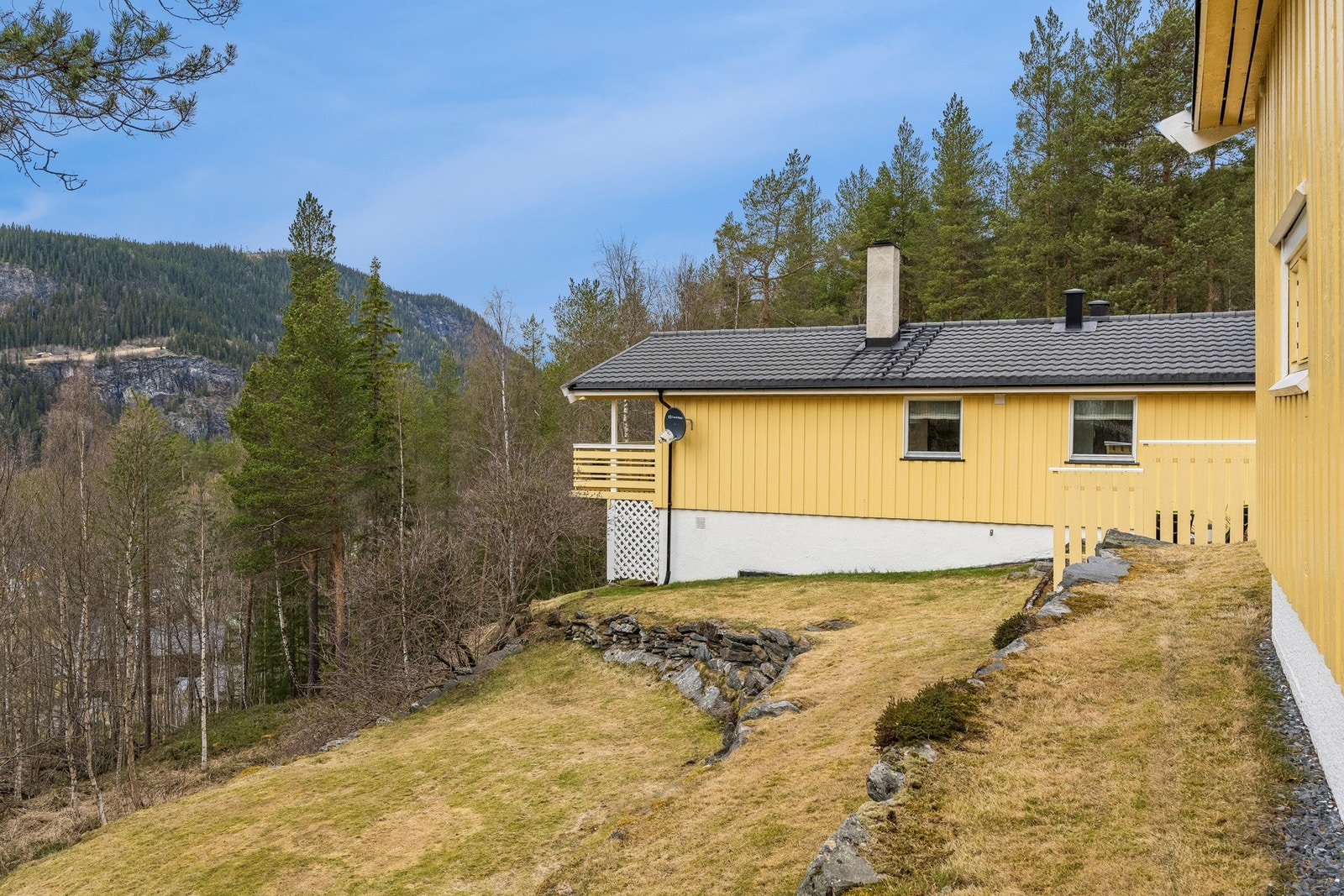På vinteren er det ypperlig å lage akebakker. Galleribilde