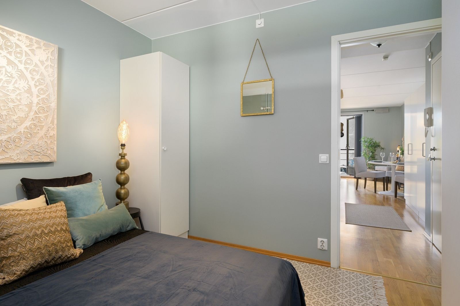 Soverommet ligger vent inn mot rolige omgivelser Galleribilde