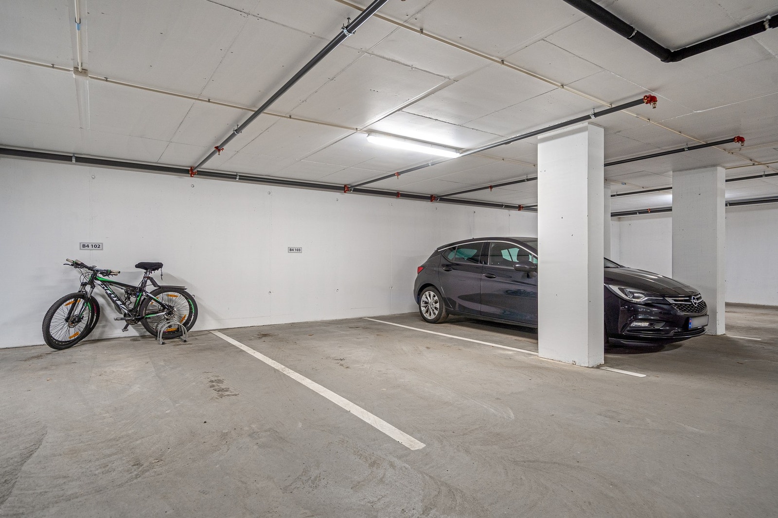 Parkeringsplass Galleribilde