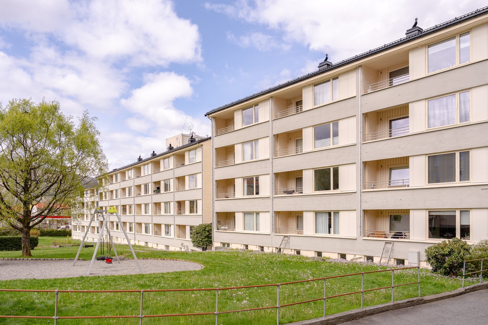 Borettslaget består av 64 leiligheter fordelt på 8 oppganger. Galleribilde