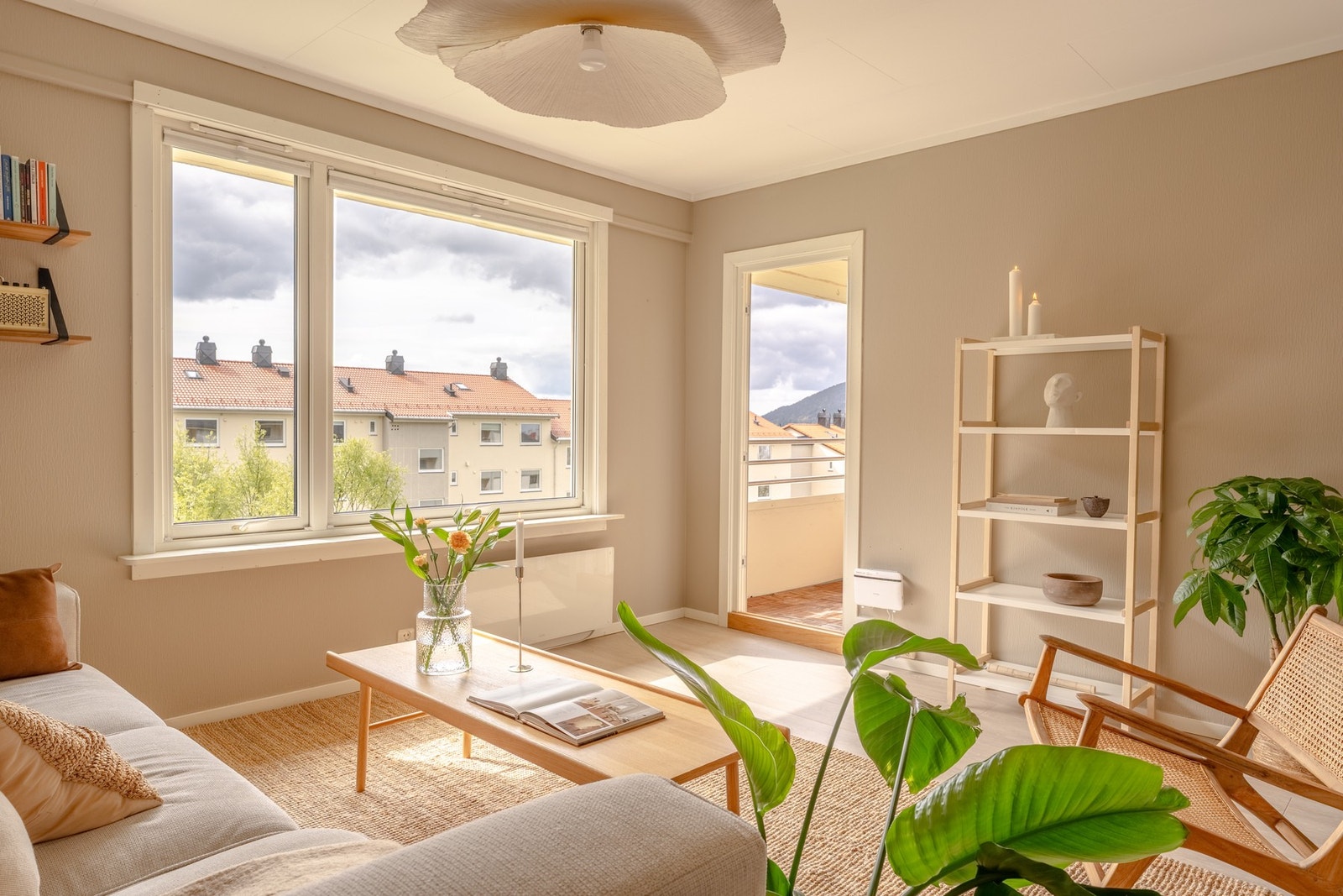 Dette er en lekker 3-roms leilighet med moderne standard og god planløsning. Galleribilde