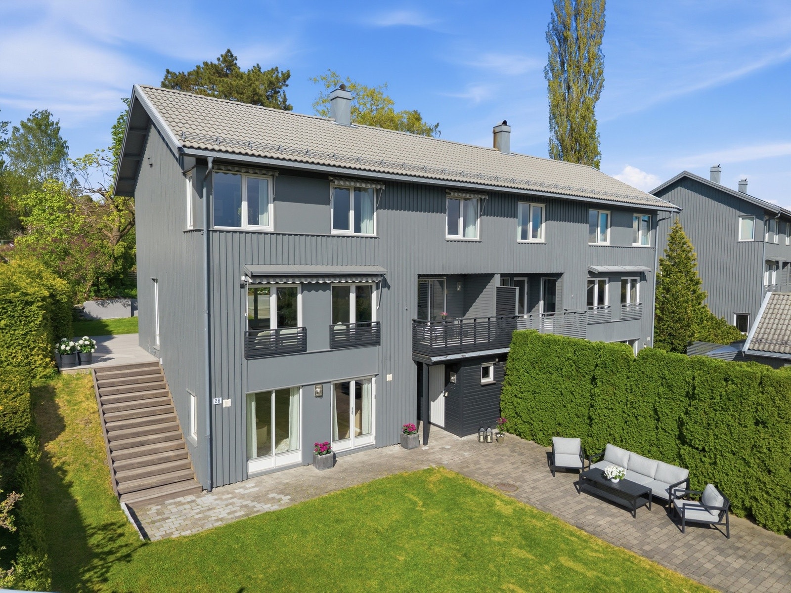 Velkommen til Maisen Pedersens vei 28 presentert av eiendomsmegler Edvard Chapsang v/EIE eiendomsmegling avdeling Sandvika!
Foto: Luxe AS (Anders Kjøndal) Galleribilde