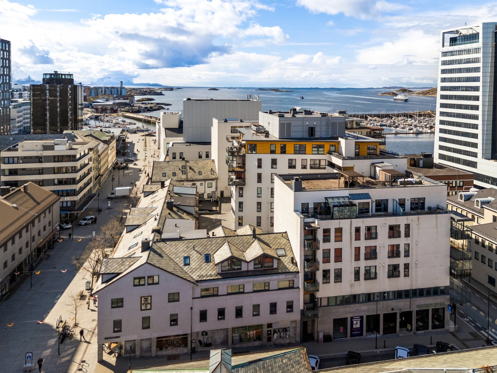 Nærhet til kollektivtransport, treningssentre, butikker m.m. Galleribilde