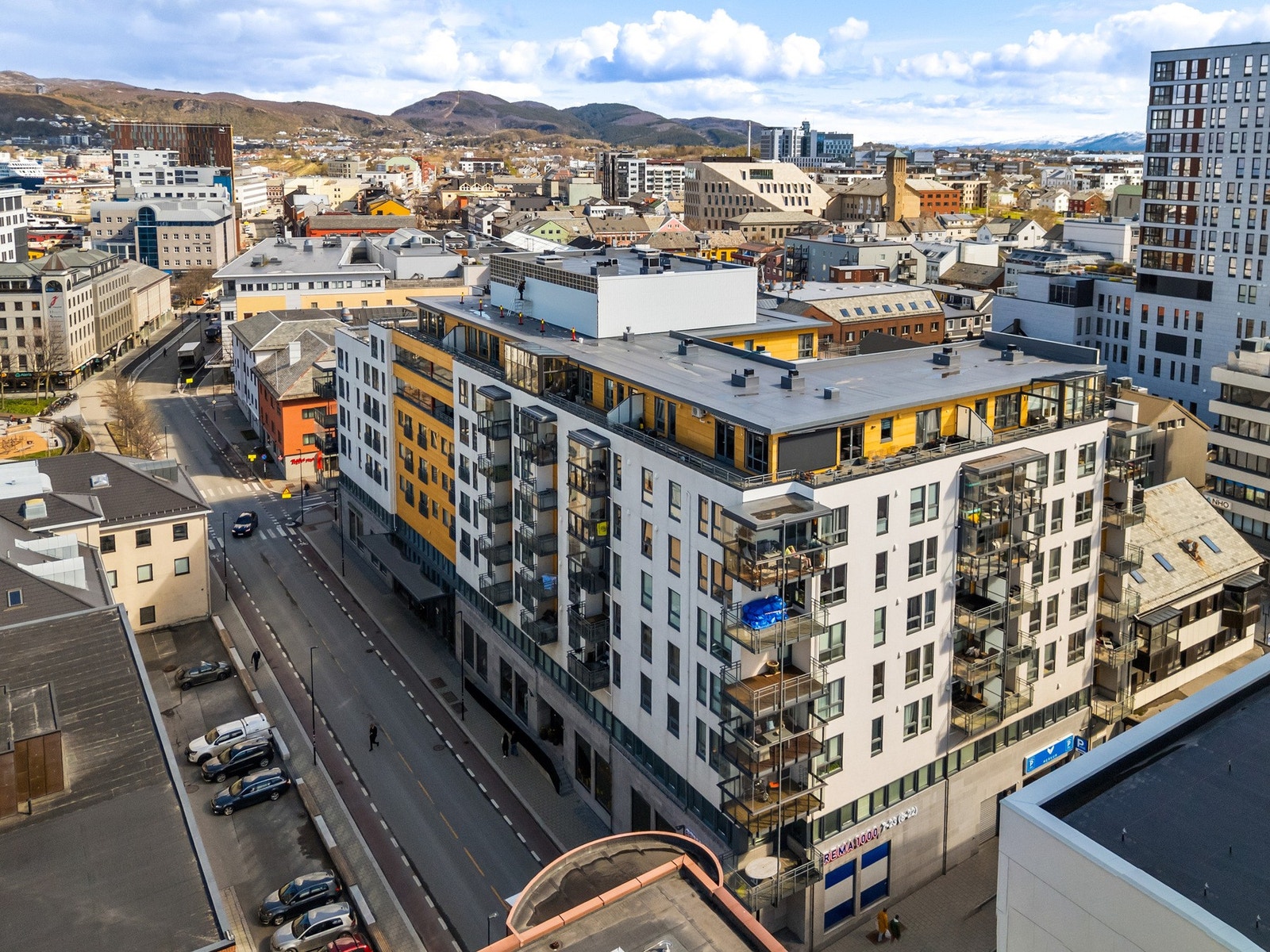 Urban og praktisk beliggenhet i hjertet av Bodø. Galleribilde