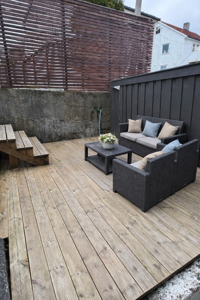 Terrasse på baksiden (Møbler er illustrert) Galleribilde