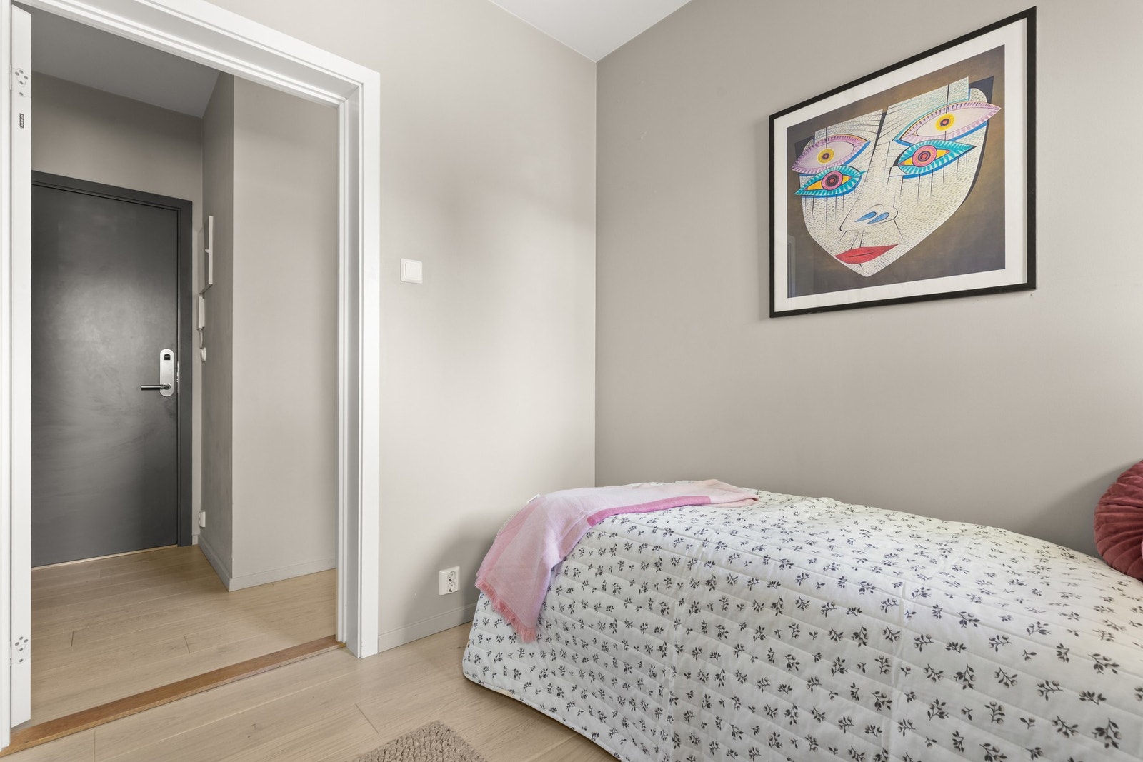 Takhøyden i leiligheten er på 2,68 m. Galleribilde