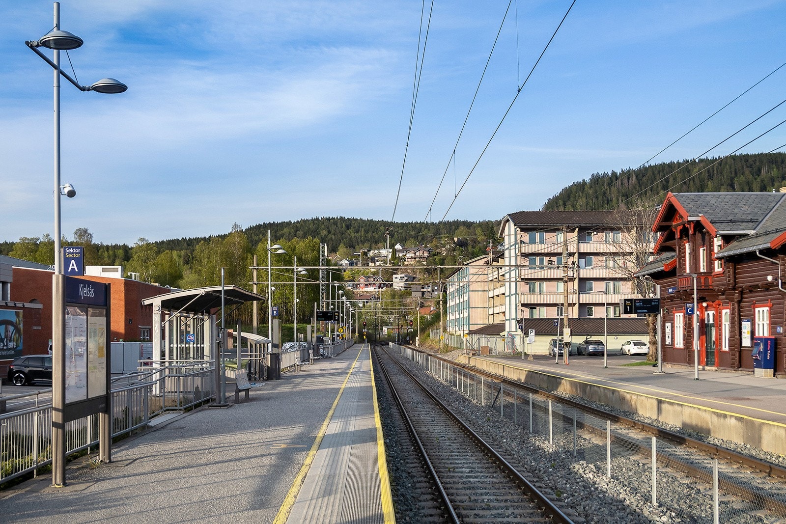 Toget til Oslo S, tar deg til byen på kun 13 minutter! Galleribilde