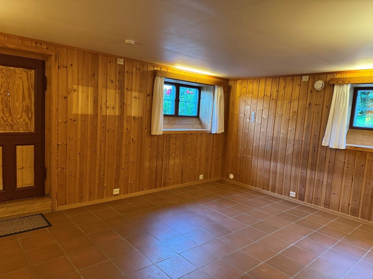 Kjellerstue 18 kvm som kan benyttes som soverom. Galleribilde