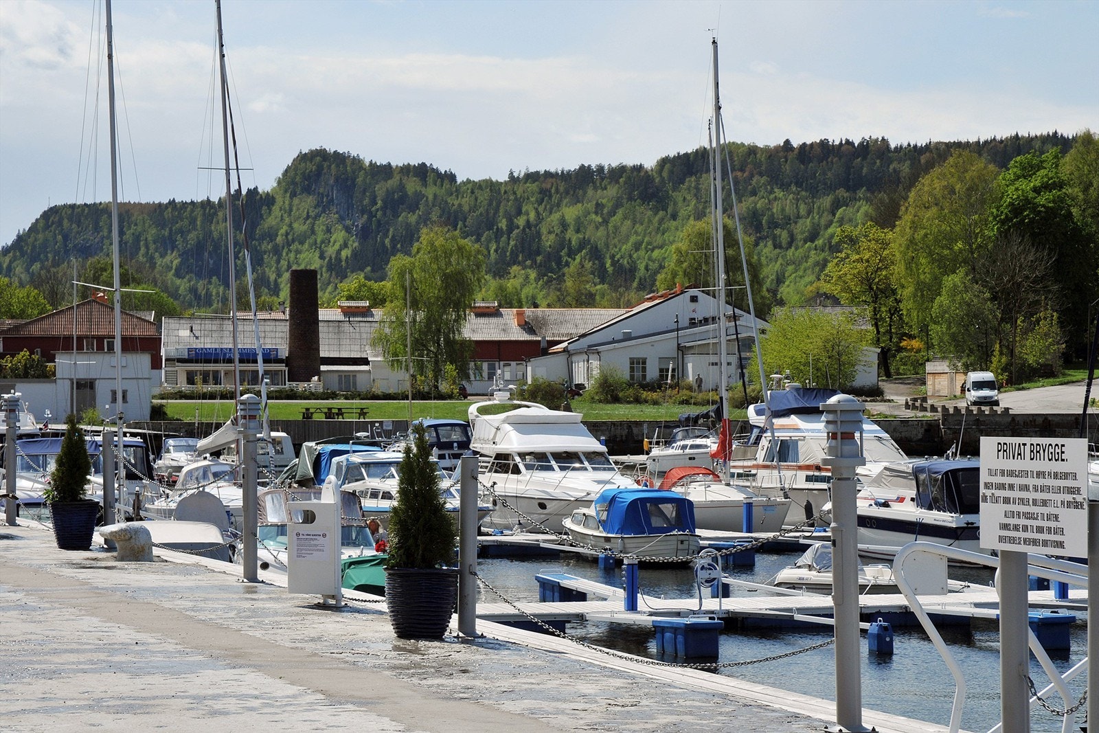Båtmarina i Slemmestad Galleribilde