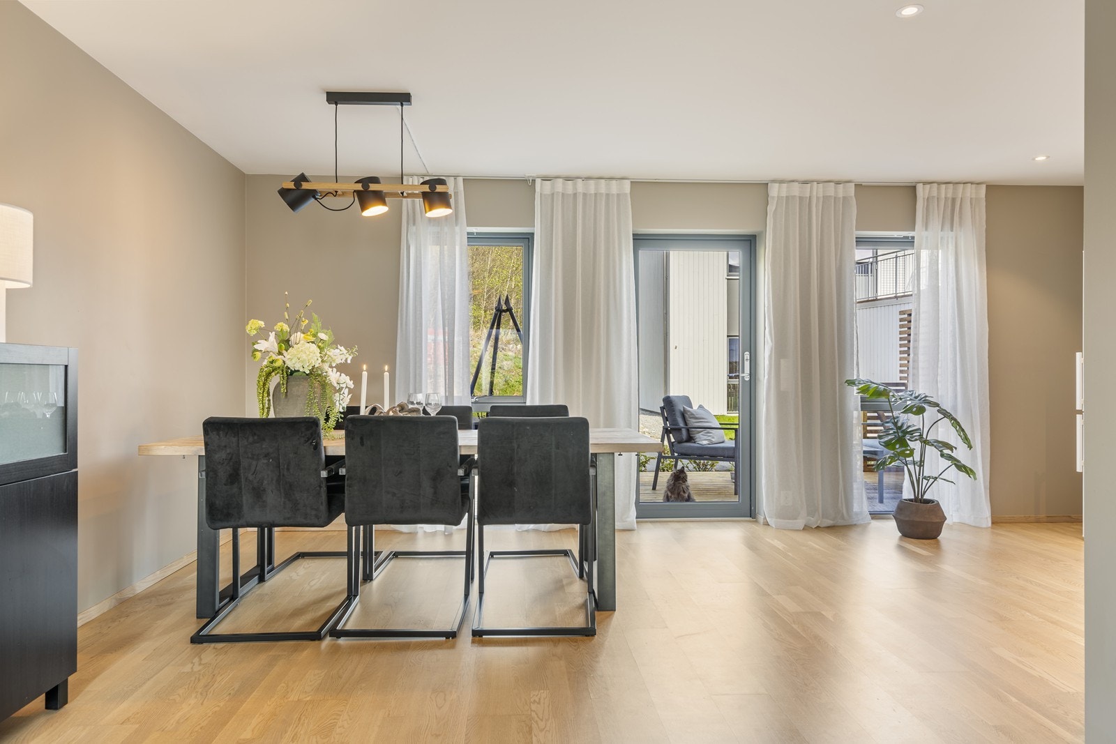 Utgang til nordvendt terrasse Galleribilde