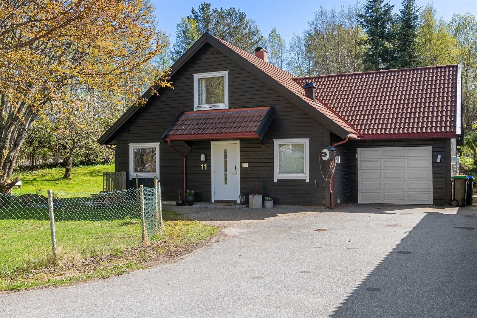 Eiendommen ligger i et etablert og barnevennlig boligområde uten gjennomgangstrafikk, med kort gangavstand skoler og barnehager
Foto: Stian Wiik Galleribilde