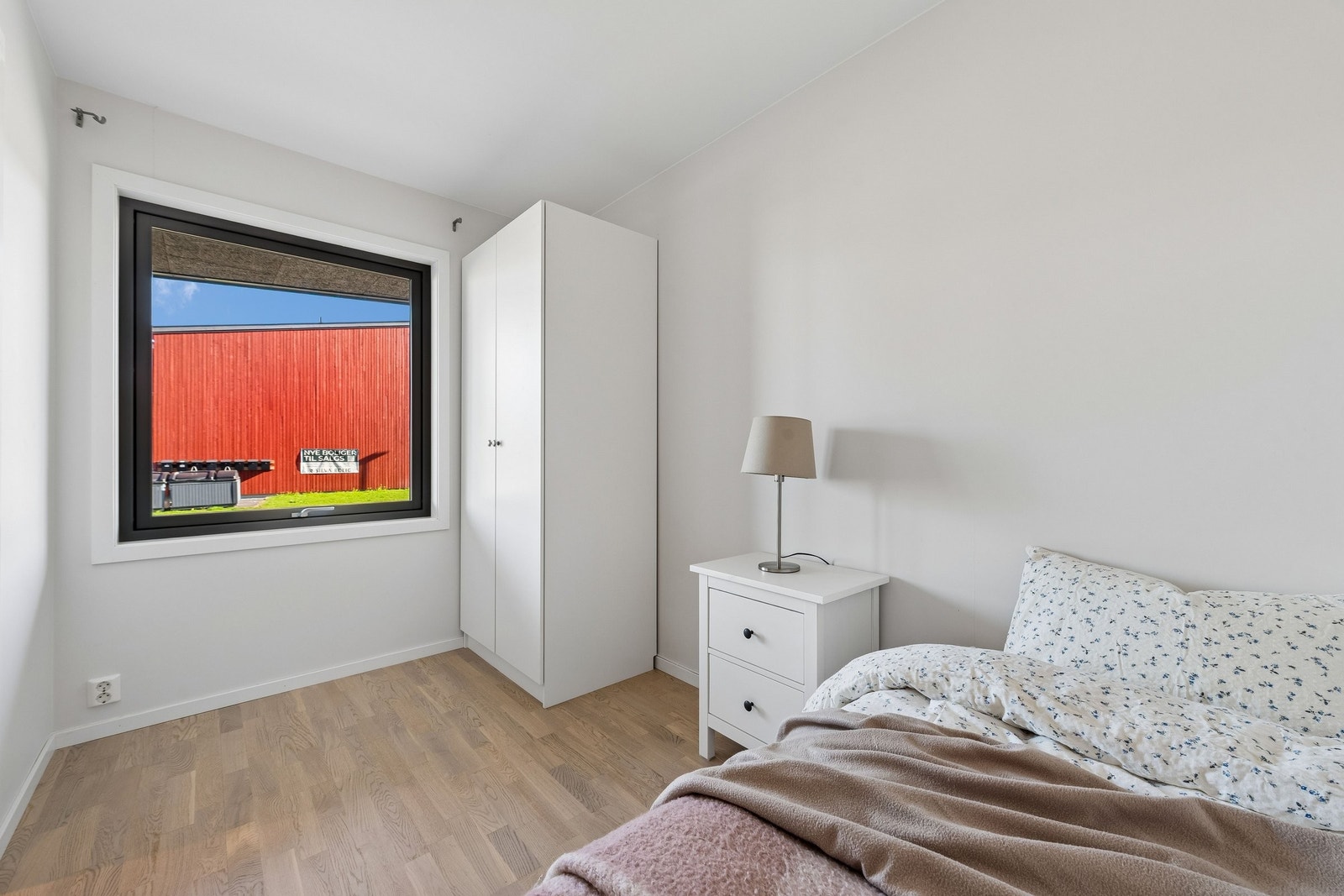 Her med 90 cm seng Galleribilde
