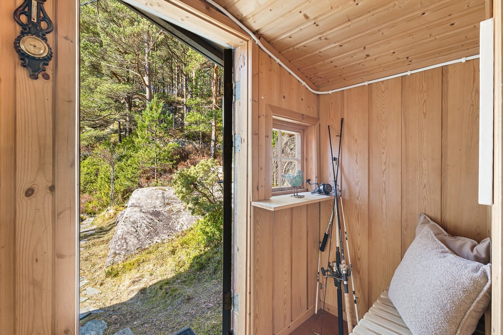 - Vi beveger oss ut i den vakre naturen - Galleribilde