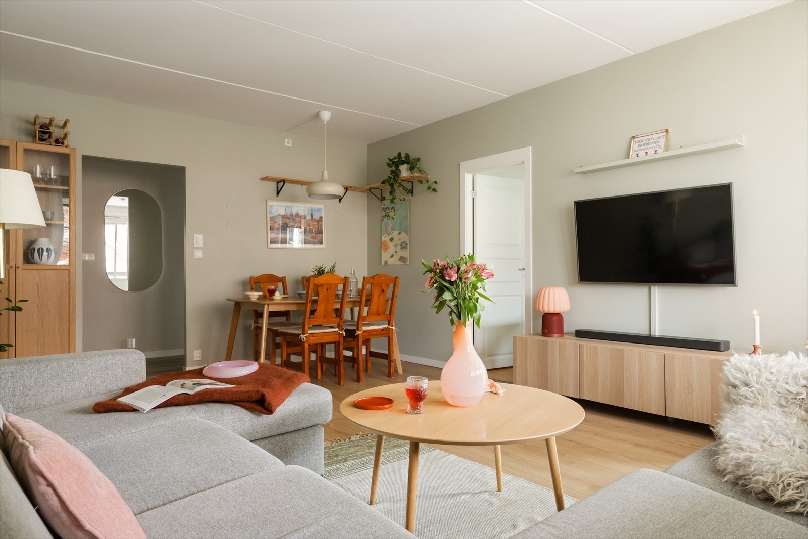 - Hit er det fint å invitere venner til sosiale sammenkomster - Galleribilde