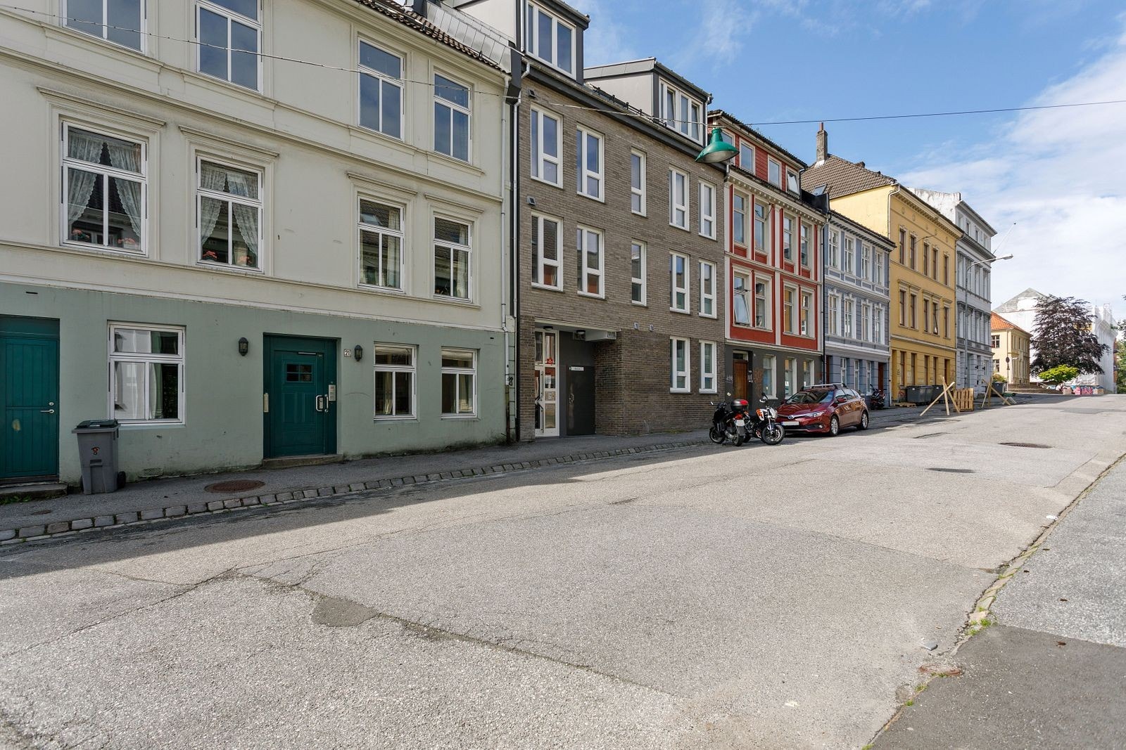 Gate. Galleribilde