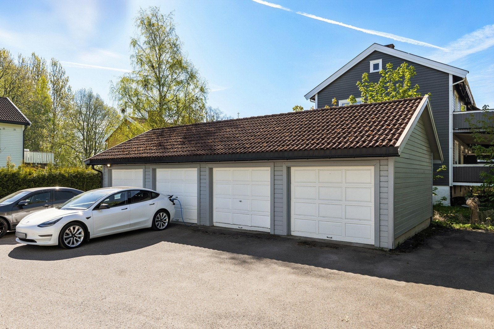 Garasje følger med Galleribilde