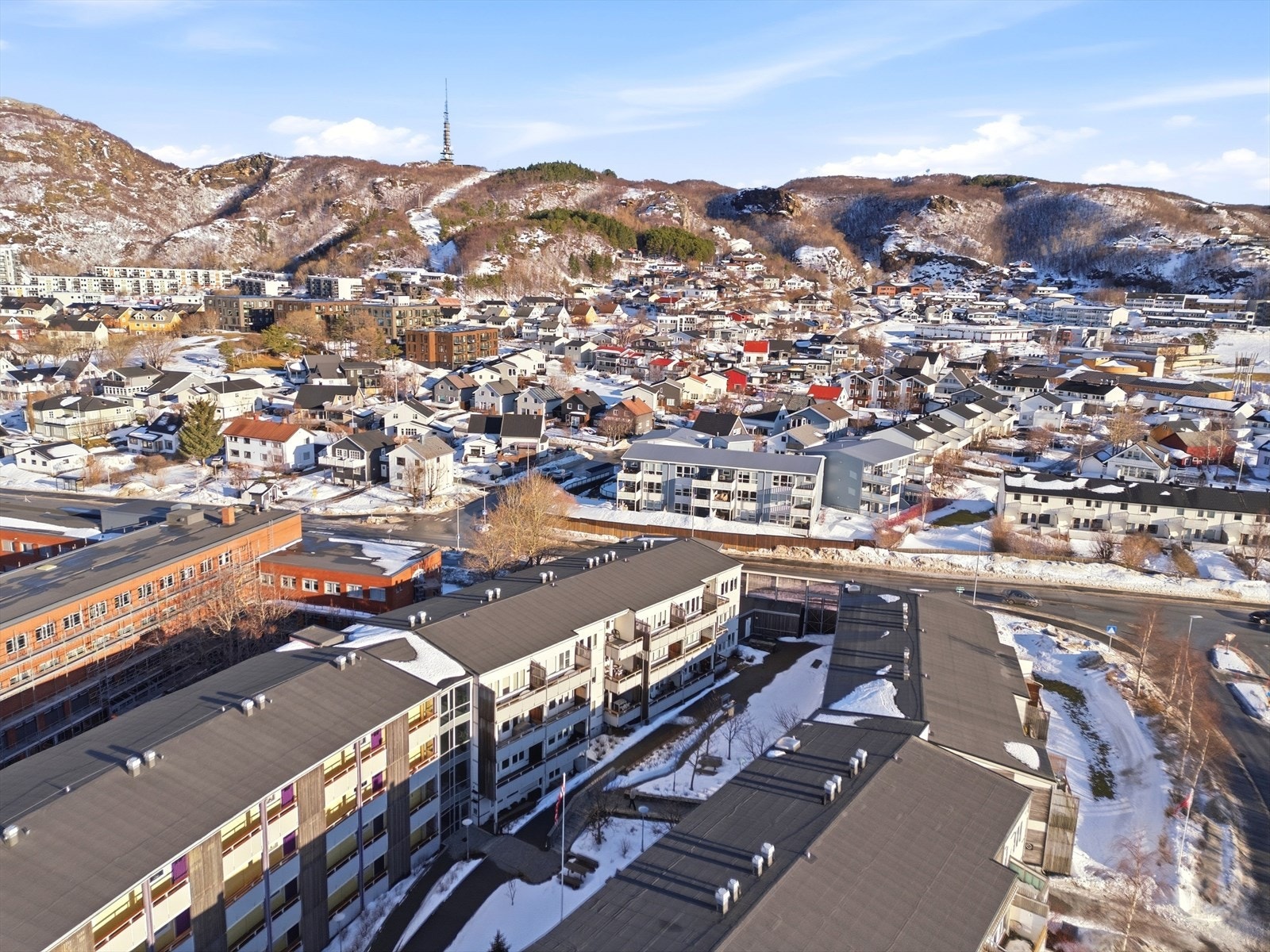 Nærliggende flotte turmuligheter som linken, Rønvikfjellet, Maskinisten og Bodømarka m.m. Galleribilde