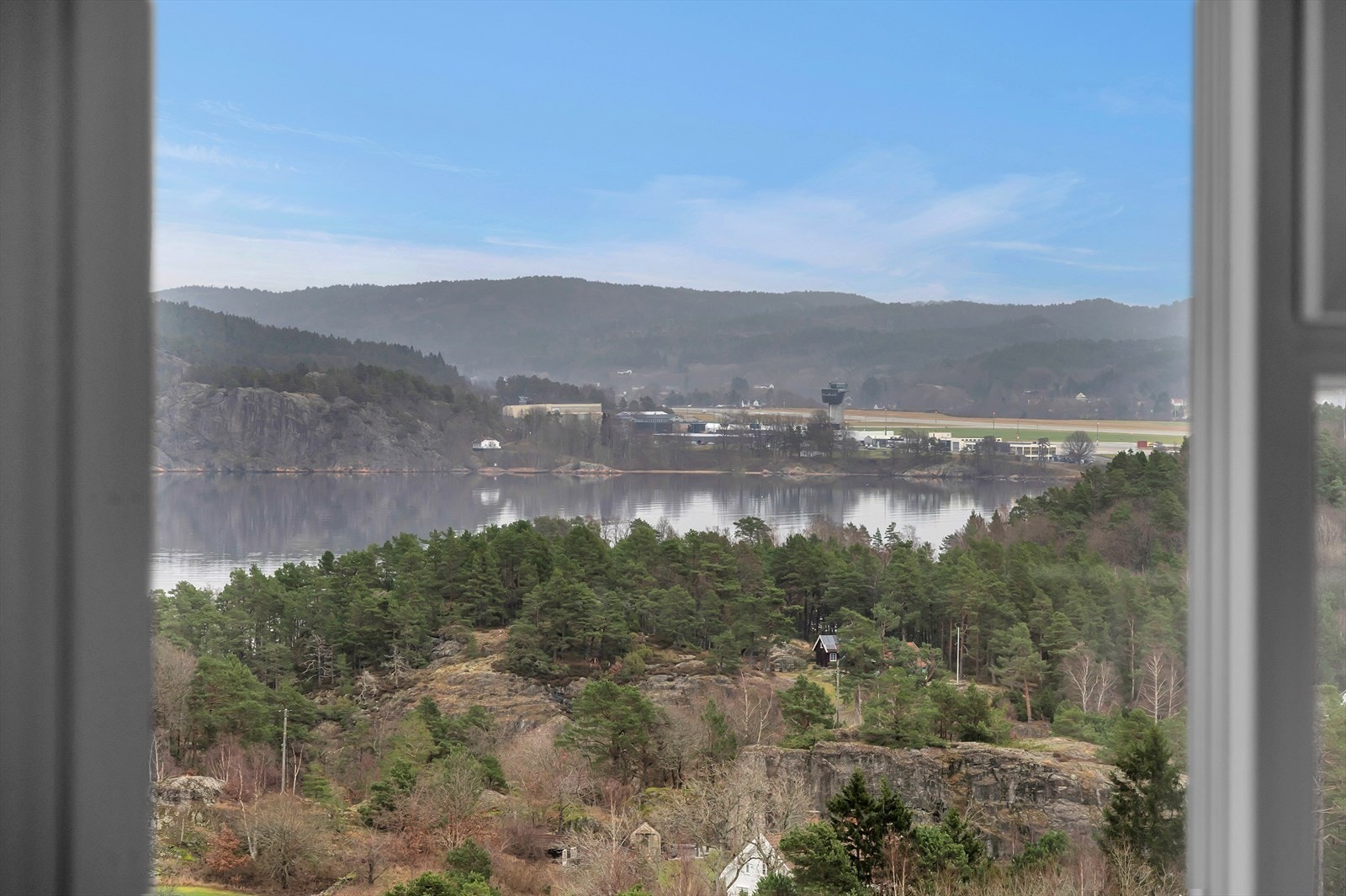 Utsikt mot Topdalsfjorden og Kjevik Galleribilde