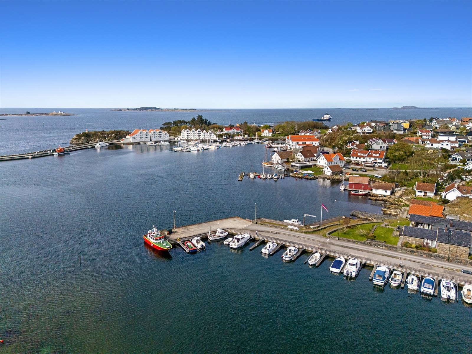 Nyt nærheten til sjøen og de gode rekreasjonsmulighetene området har å by på. Galleribilde