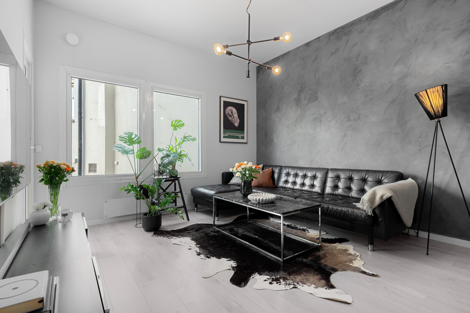 En lys og moderne 2-roms selveierleilighet med balkong mot rolig bakgård. Galleribilde