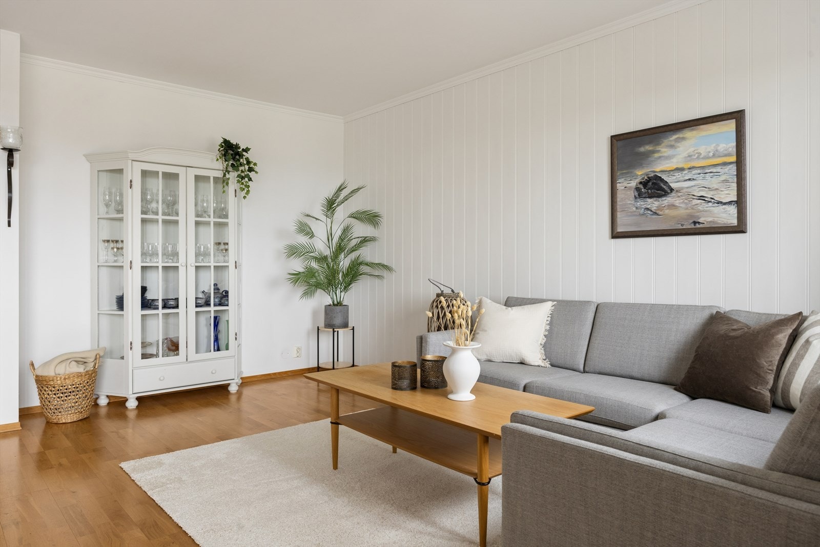 Et lyst og trivelig oppholdsrom for hele familien. Galleribilde