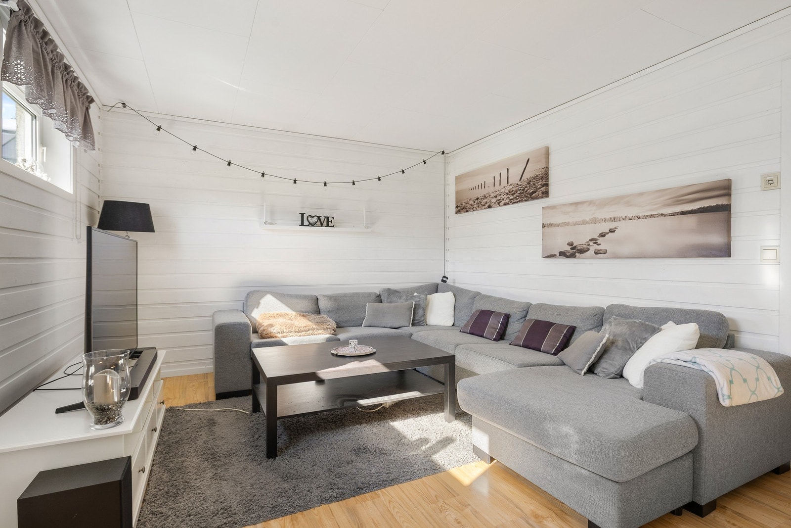 Kjellerstue på 26 kvm. Galleribilde