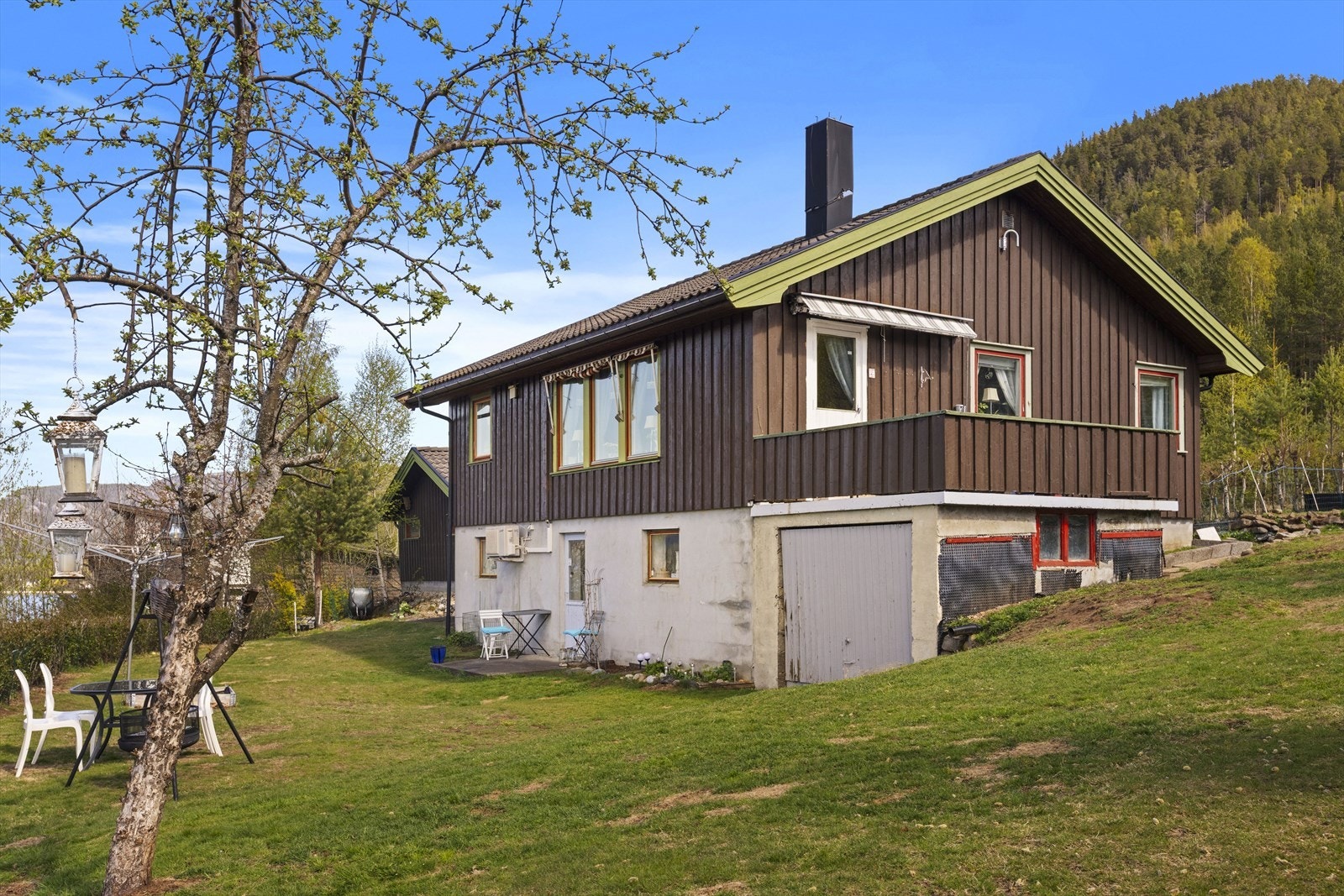 Ca 1,1 måls selveier
tomt Galleribilde