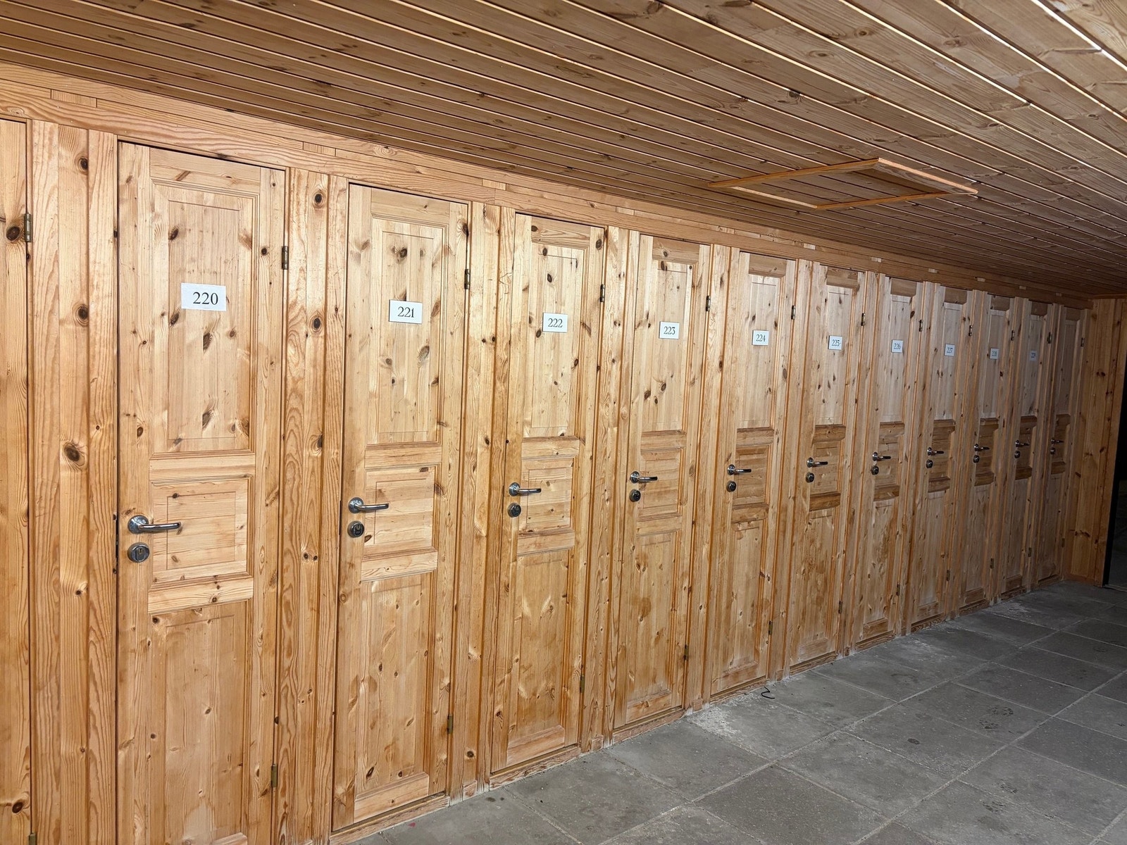 Skiboden i Gangen Galleribilde
