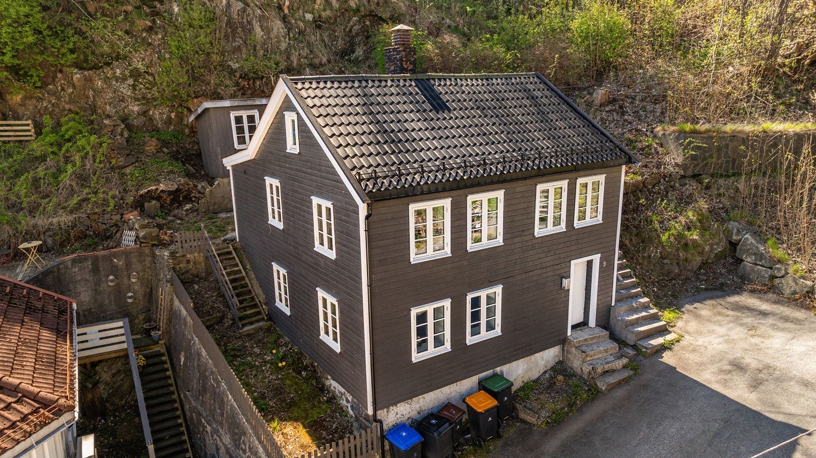 Her bor du skjermet til, men med umiddelbar nærhet til alt byen har å by på. Galleribilde