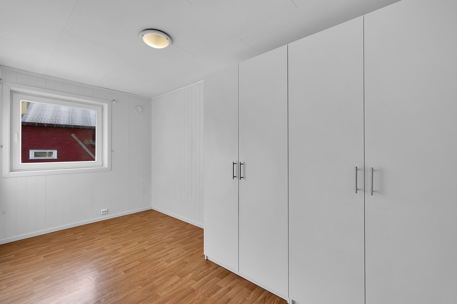 Leiligheten har totalt 2 soverom, begge av god størrelse. Galleribilde