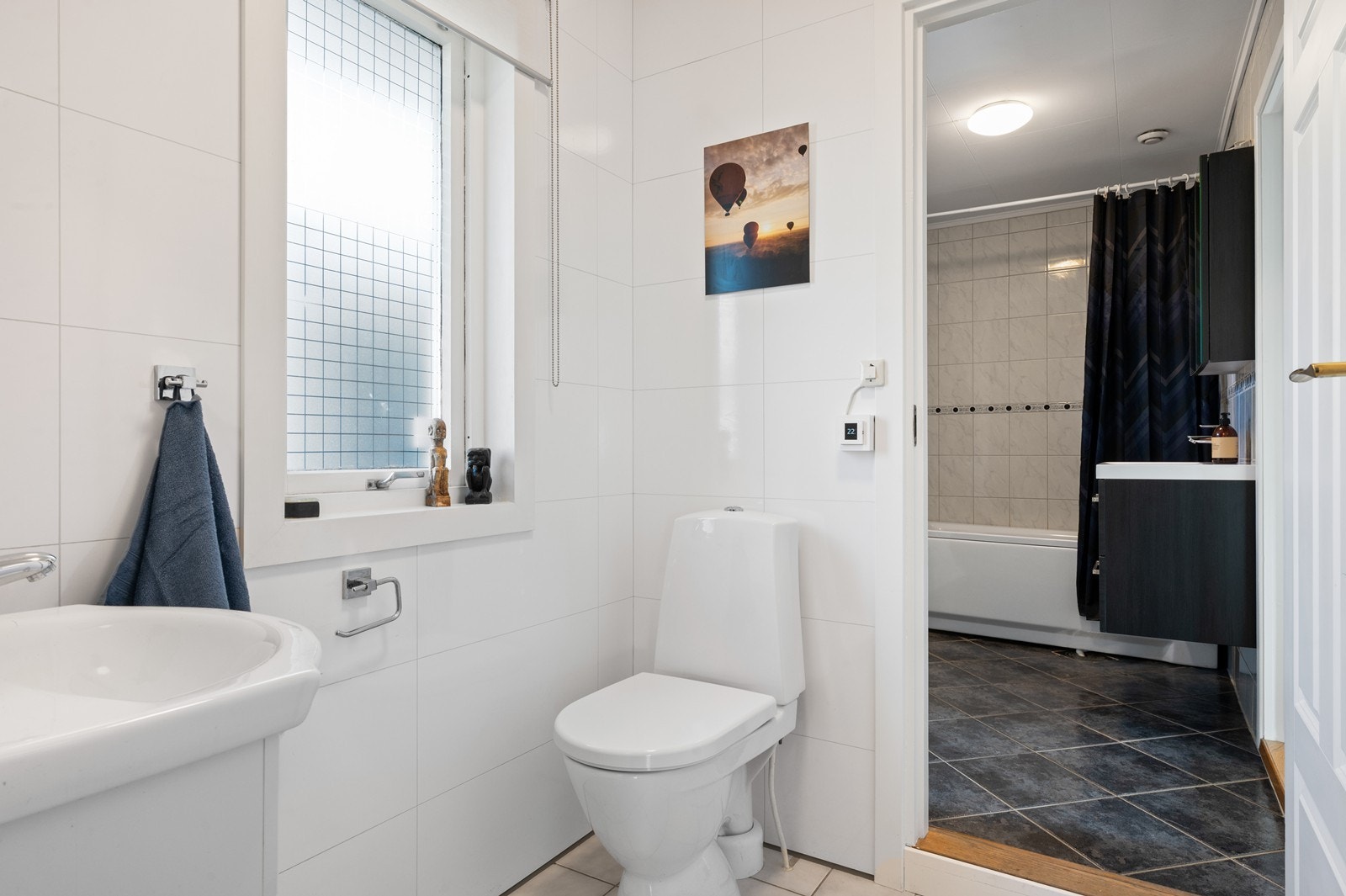 Separat bad og wc-rom Galleribilde