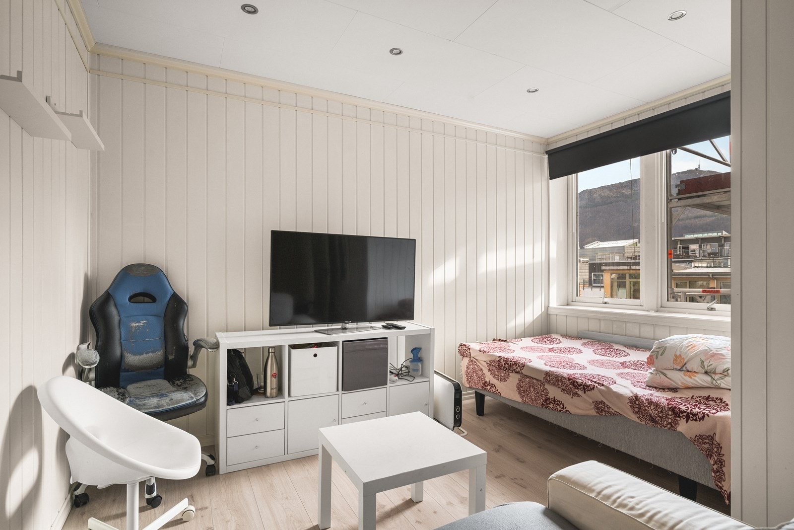 Leilighetens siste soverom er på 13,6m² Galleribilde