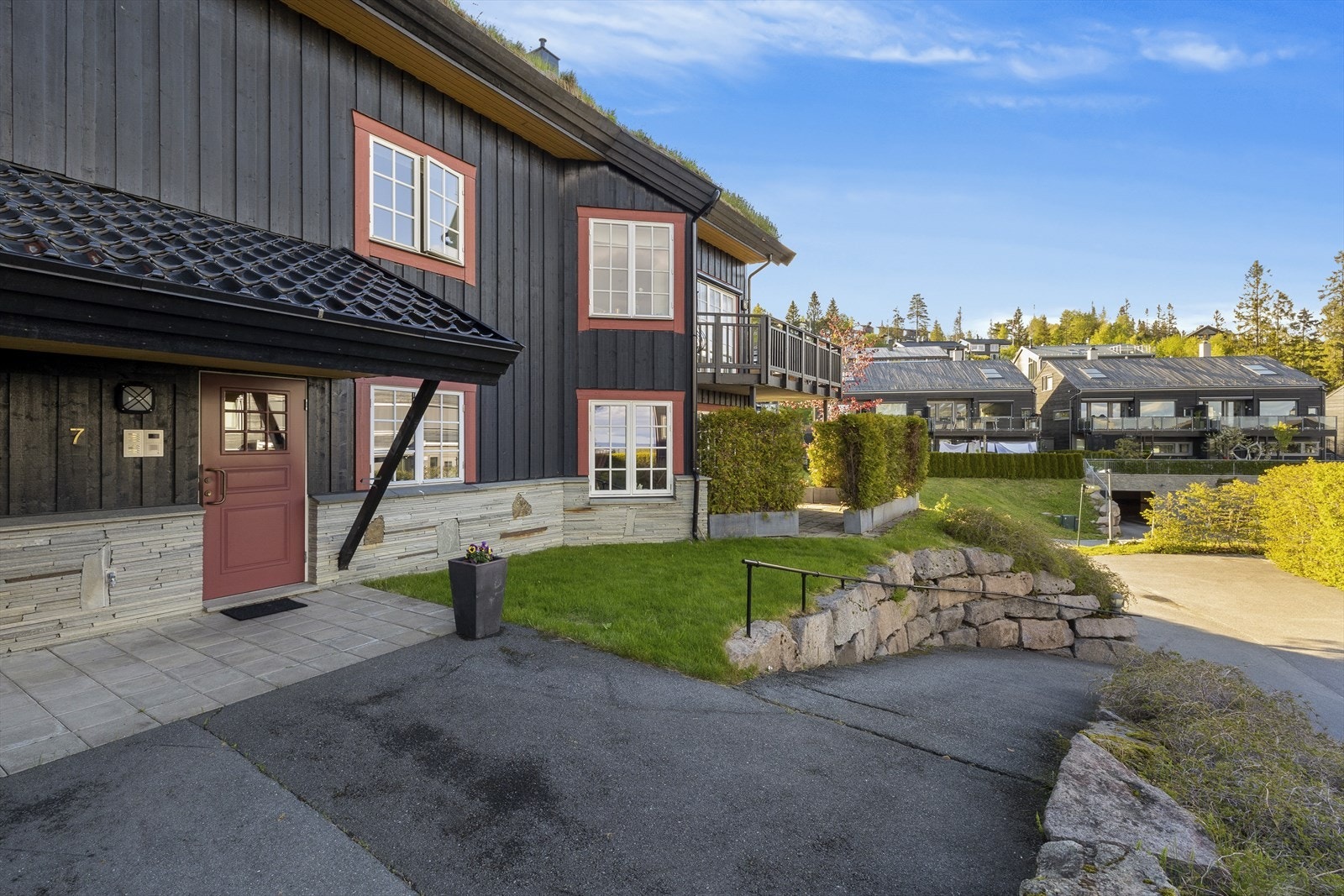 Adkomst til Thorleif Haugs vei 7 Galleribilde