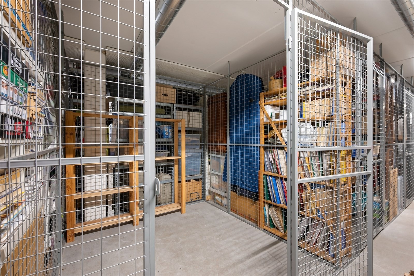 1 kjellerbod Galleribilde