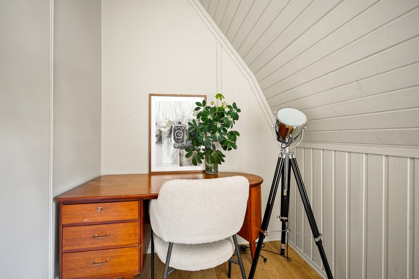 En av alkove-løsningene er ideell for en liten hjemmekontorplass. Galleribilde