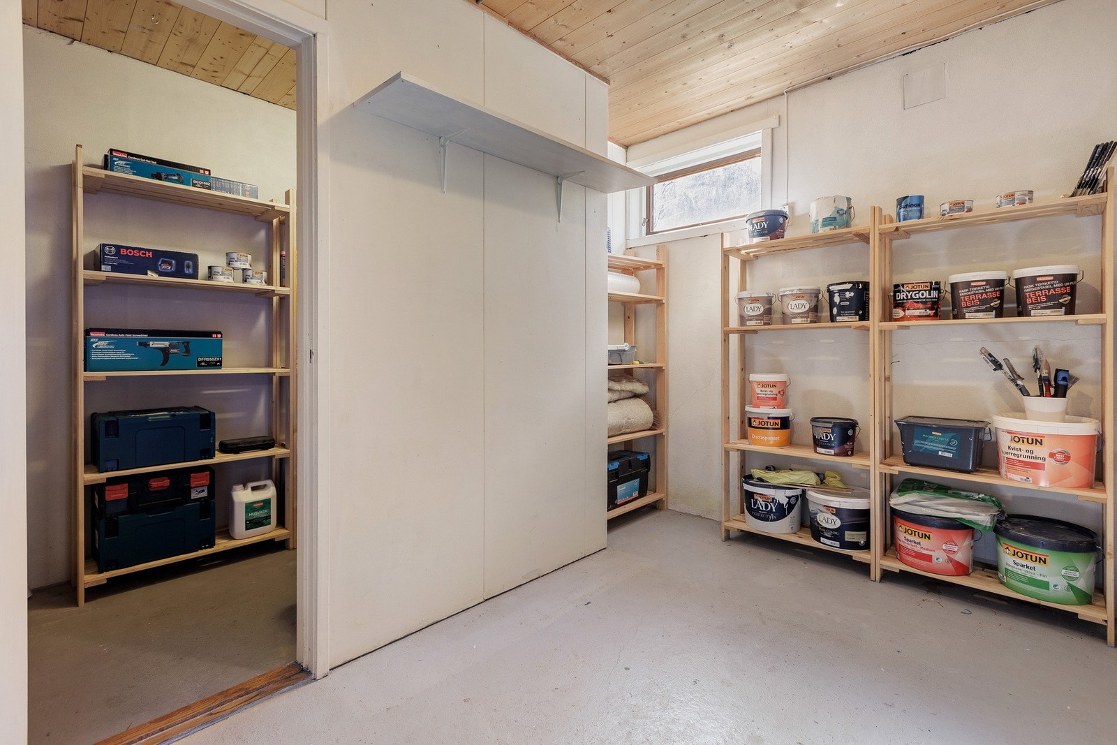 Bod har rikelig med lagringsplass. Galleribilde