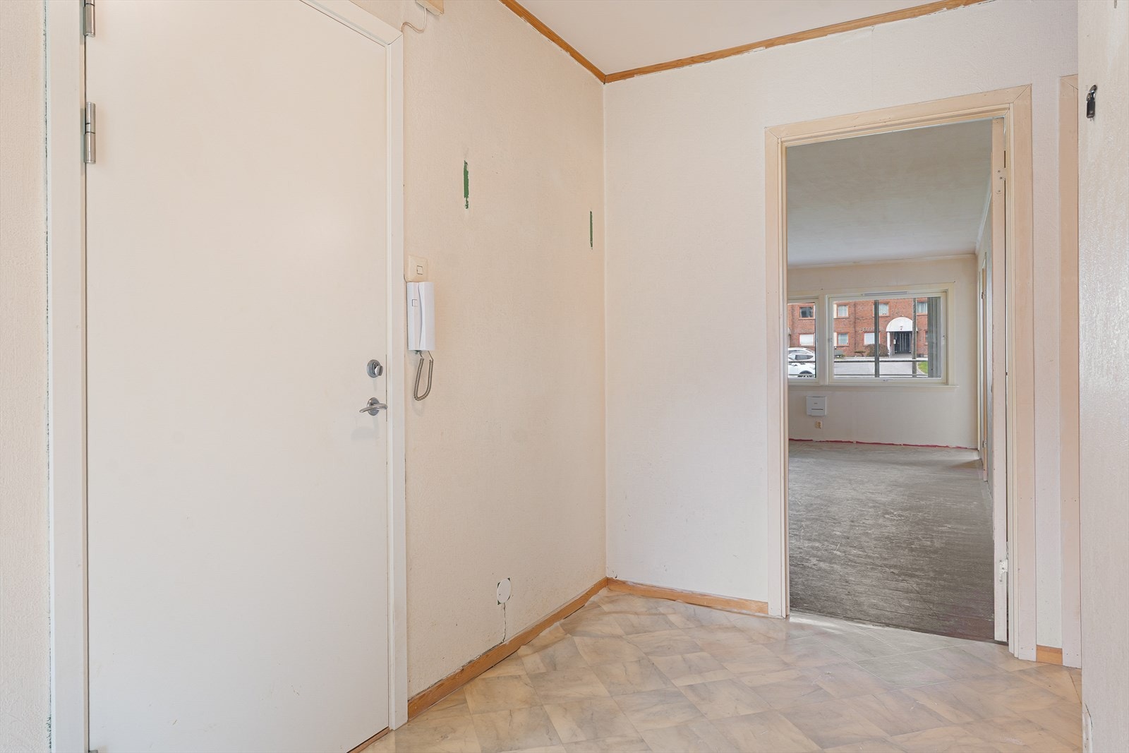Gang mot stue. Galleribilde