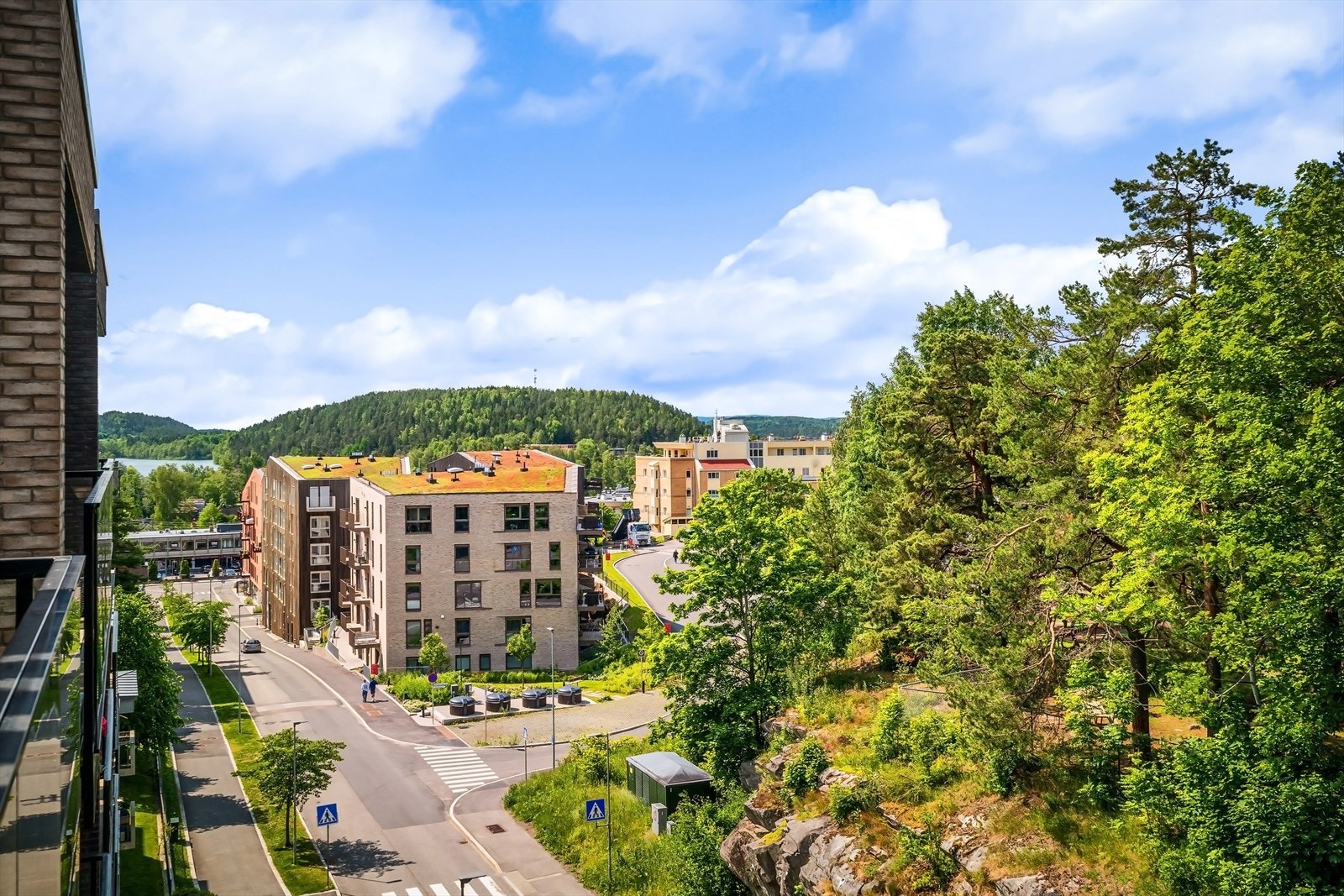 Du ser deler av Kolbotn sentrum,
Kolbotnvannet og Kantoråsen Galleribilde