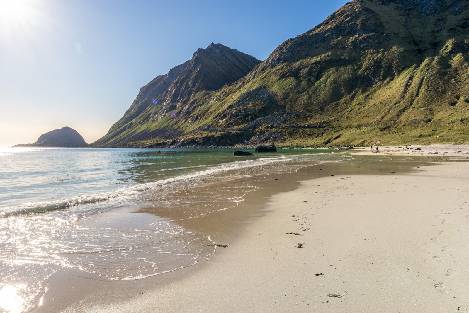Her har du umiddelbar nærhet til Hauklandstranda, som har blitt kåret til en av Europas fineste strender flere ganger. Galleribilde