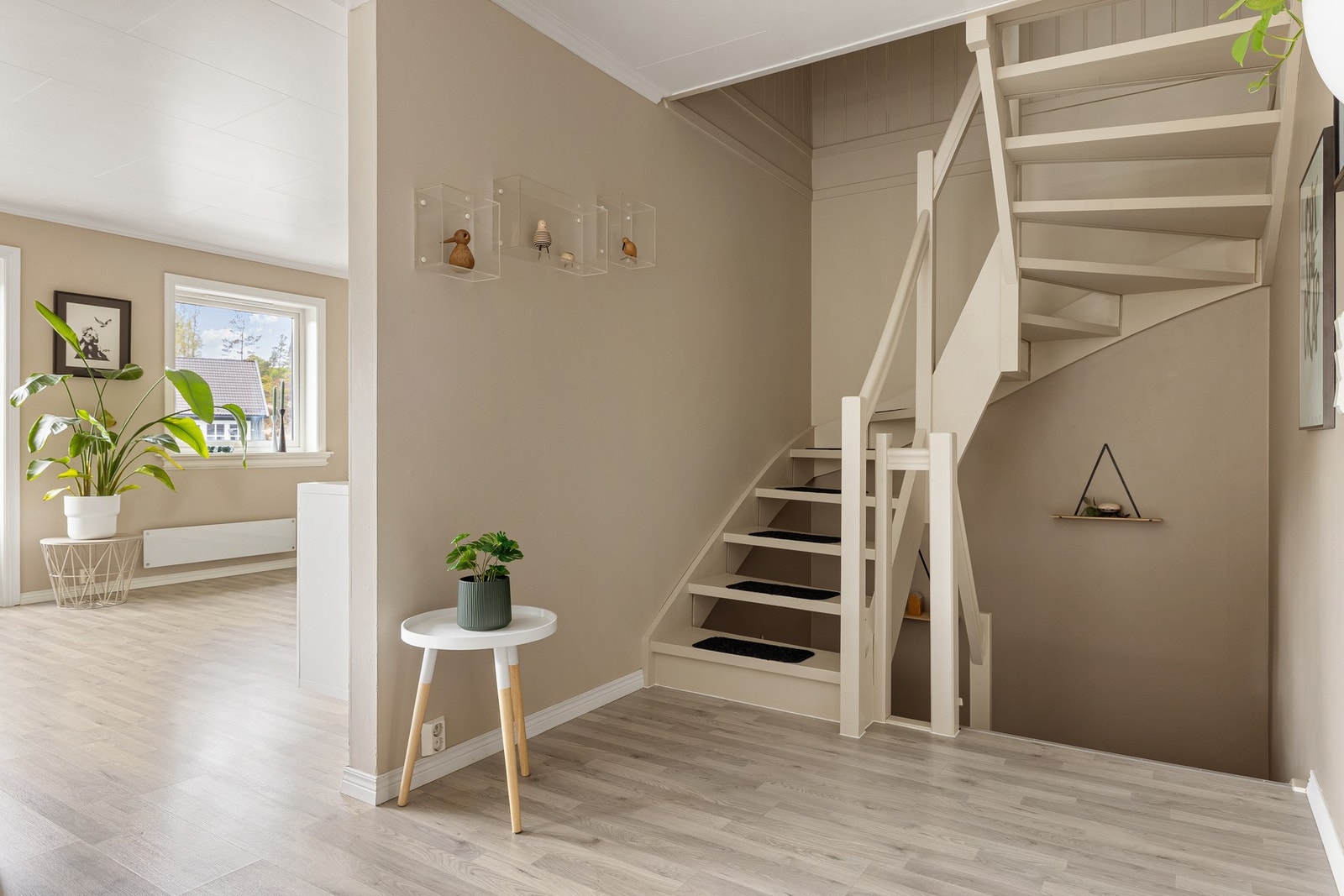 Vi beveger oss opp i 2. etasje. Galleribilde