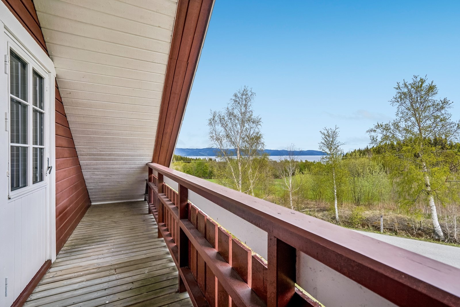 Her kan du nyte morgenkaffen i mrogensola Galleribilde