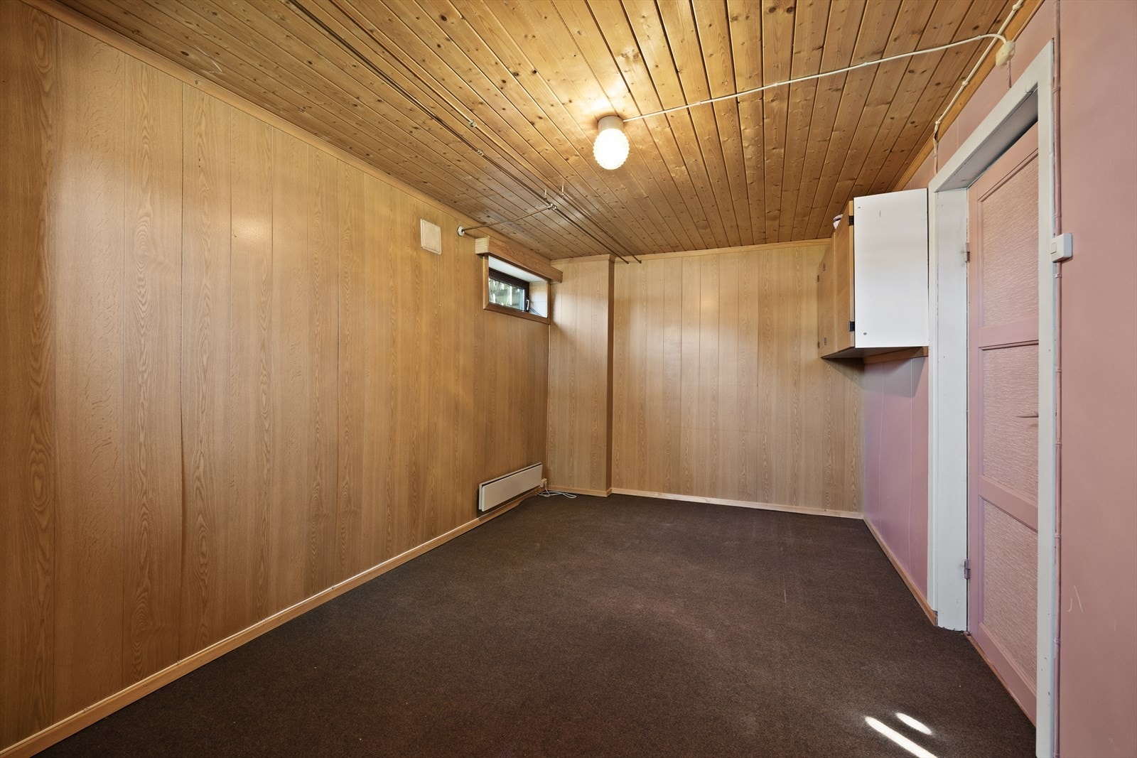 Et av flere lagingsrom i kjelleren. Galleribilde