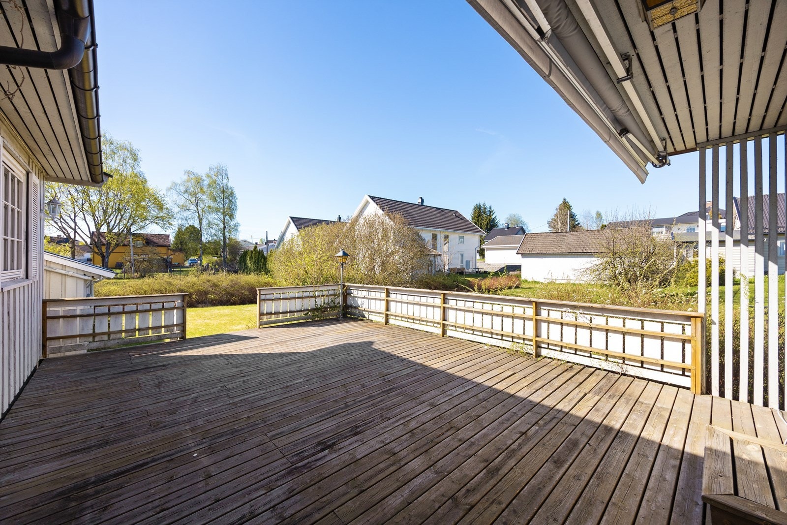 Terrassen er en fin forlengelse av stuen på varme dager. Galleribilde